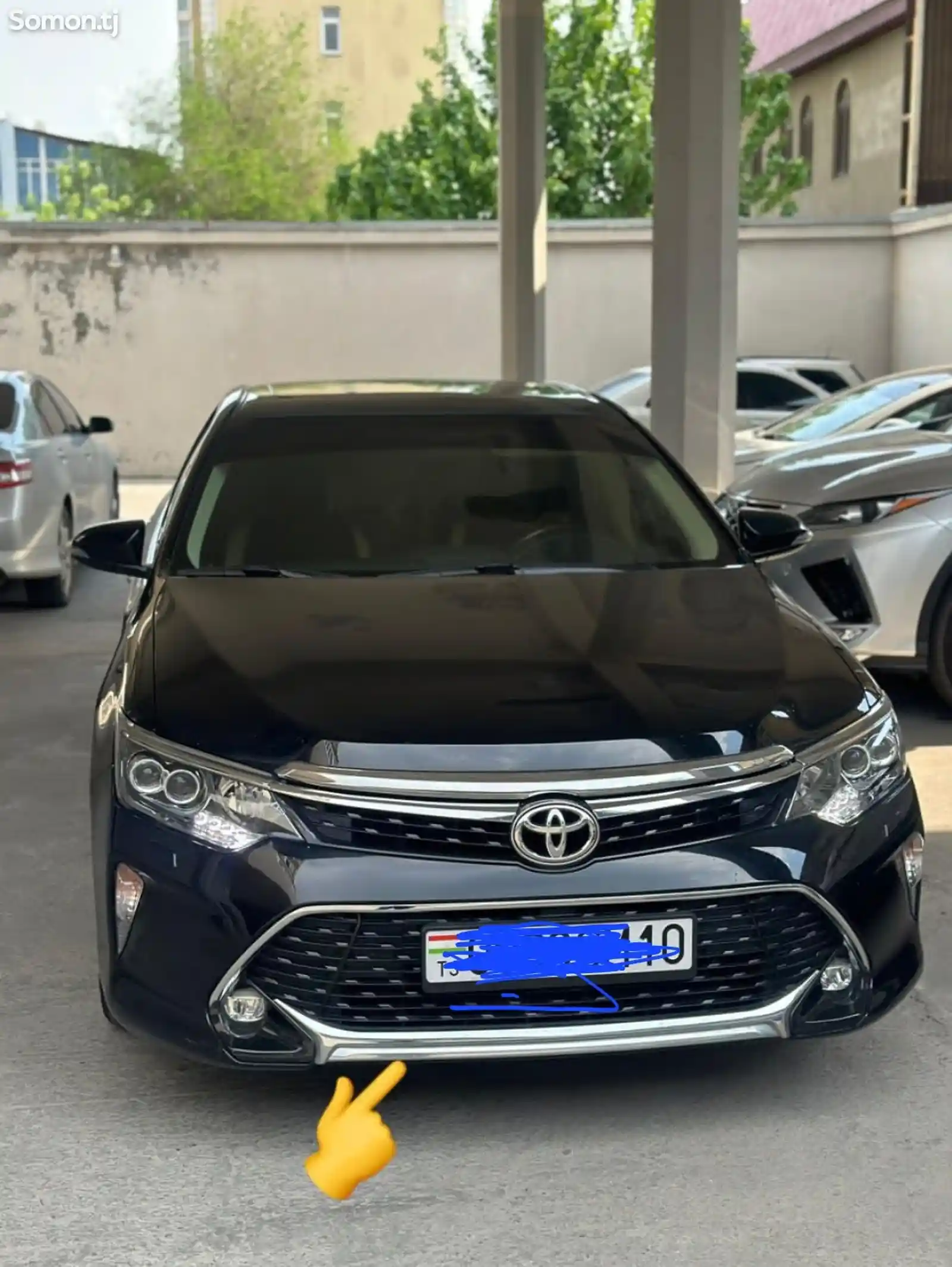 Хром переднего бампера на Toyota Camry 5 Exclusive