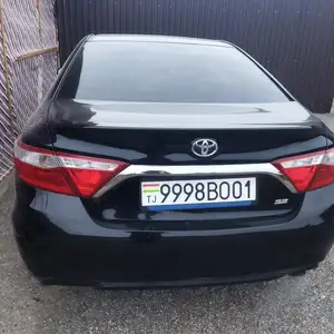 Toyota Camry, 2015