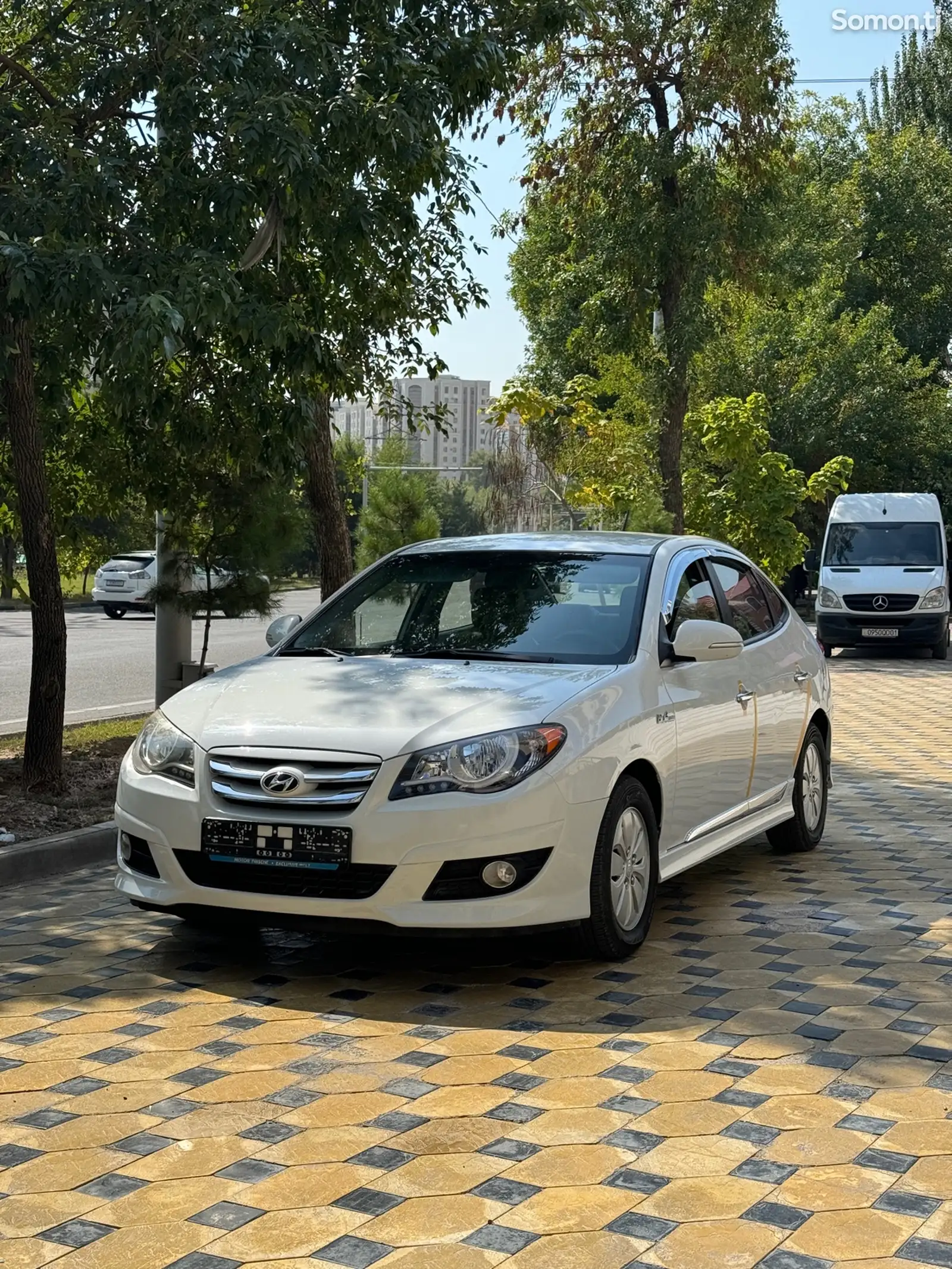 Hyundai Avante, 2010-1