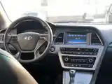 Hyundai Sonata, 2015-8