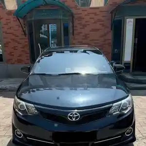 Toyota Camry, 2014