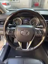 Toyota Camry, 2018-5