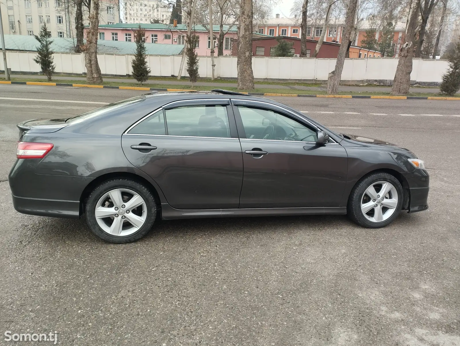 Toyota Camry, 2011-1