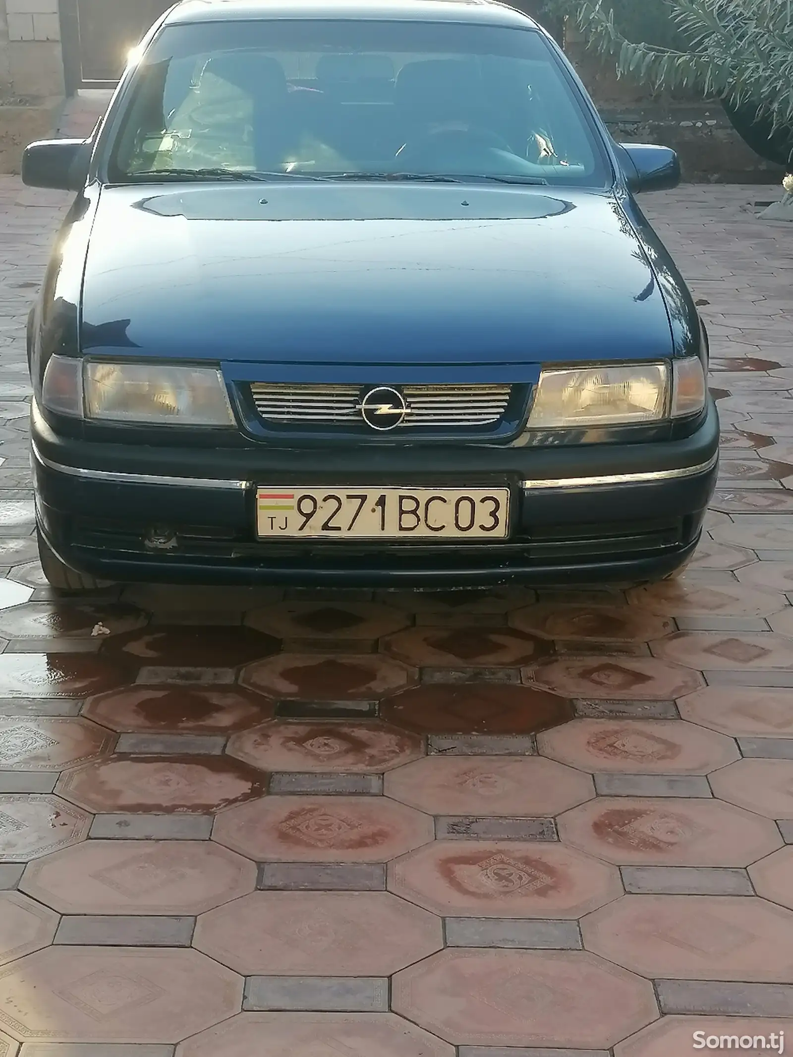 Opel Vectra A, 1993-1