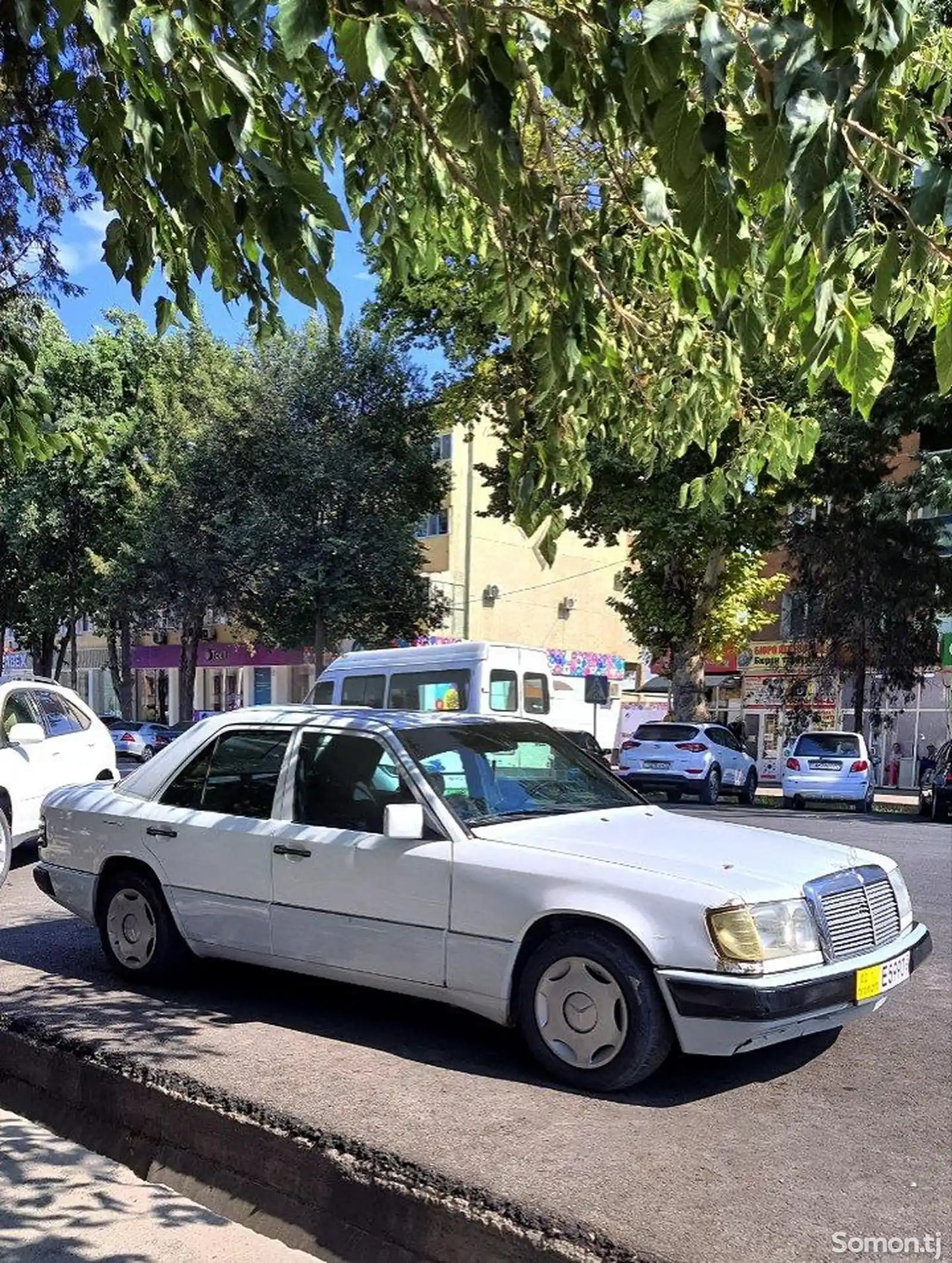 Mercedes-Benz W124, 1993-4