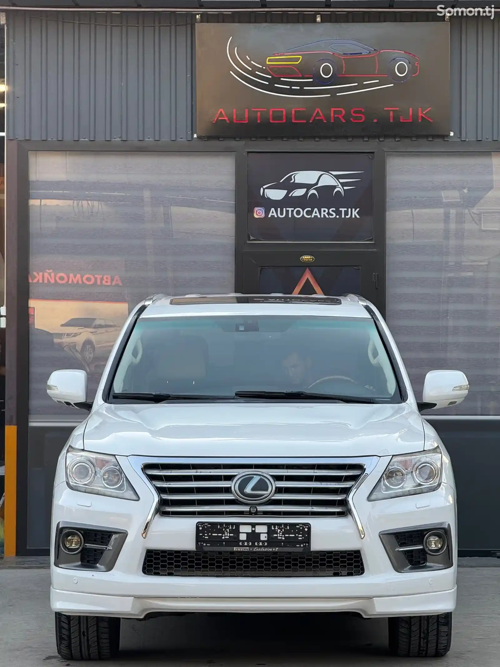 Lexus LX series, 2011-4