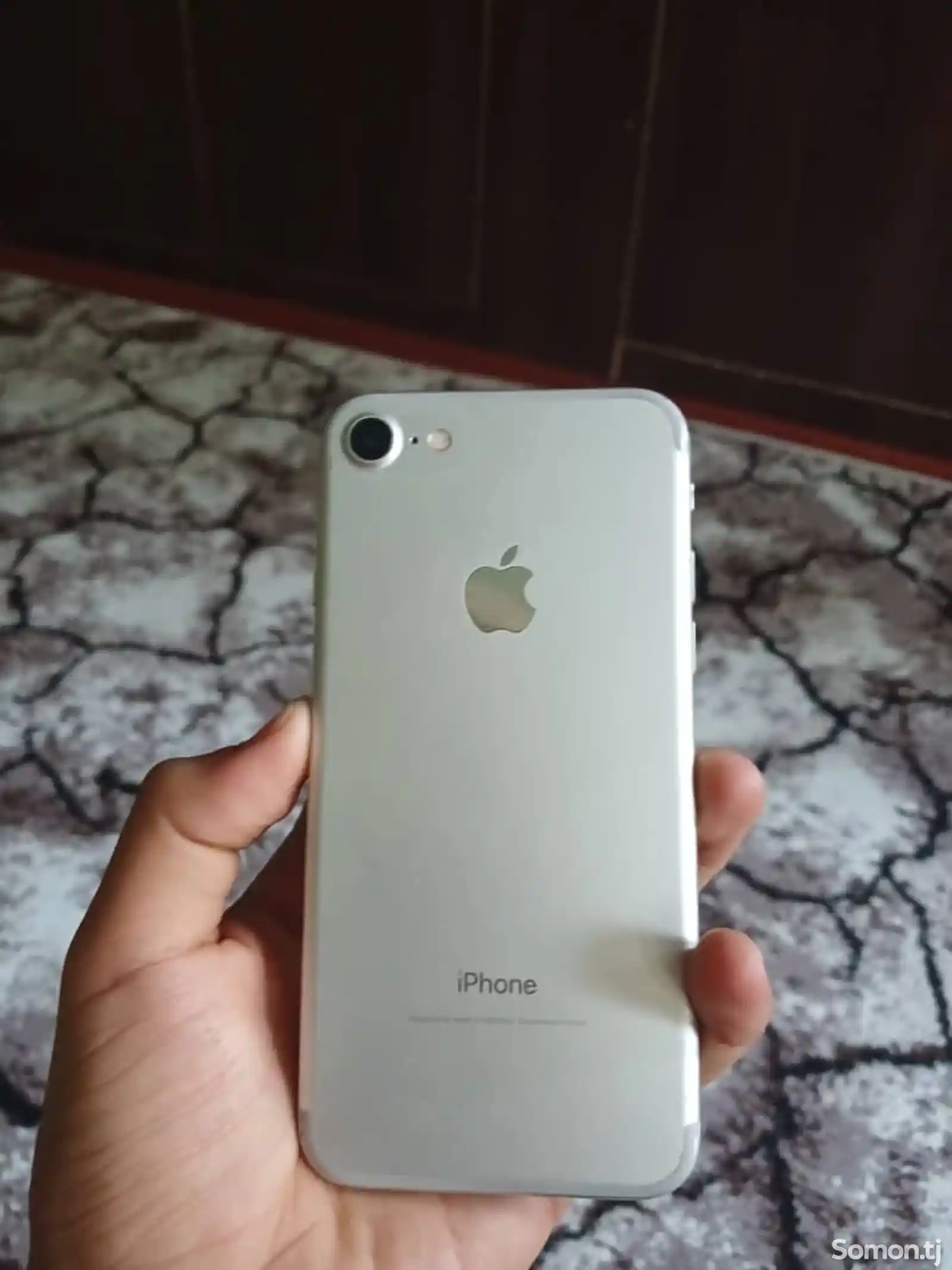 Apple iPhone 7, 32 gb-1