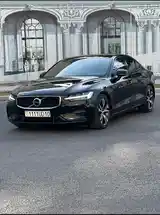 Volvo S60, 2020-4