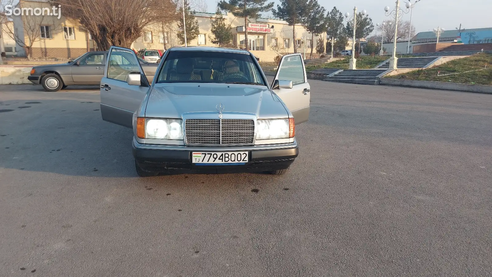 Mercedes-Benz W124, 1991-1