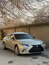 Lexus ES series, 2019-3