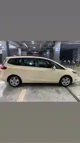 Opel Zafira, 2017-4