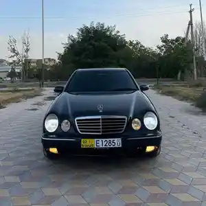 Mercedes-Benz E class, 2001