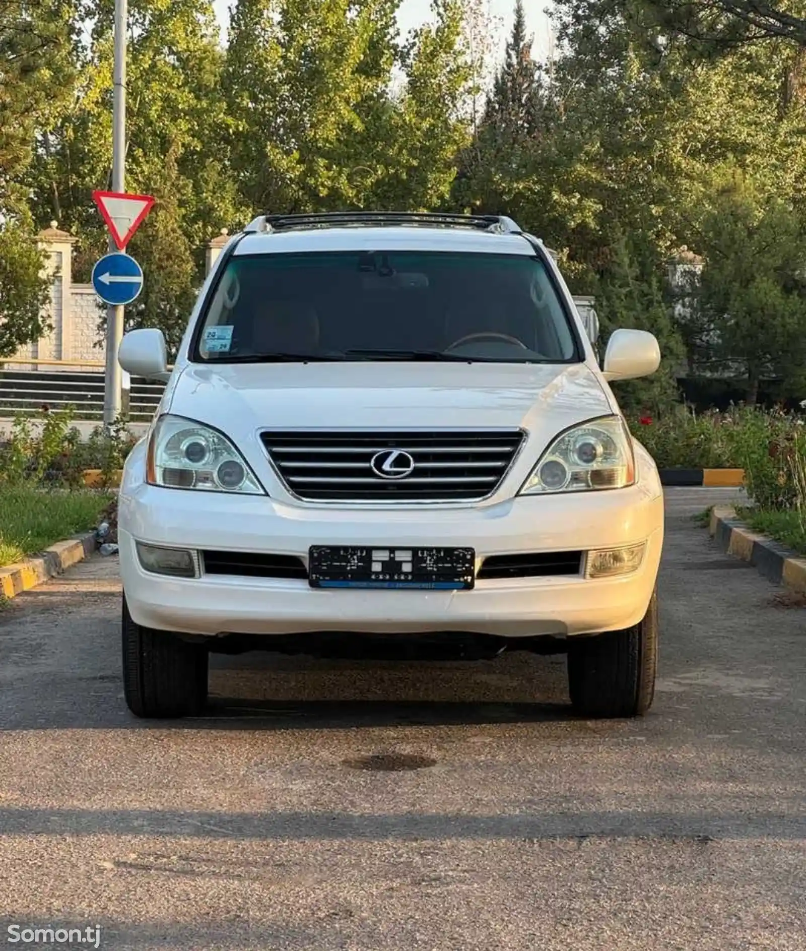 Передние фары от Lexus GX 470-4