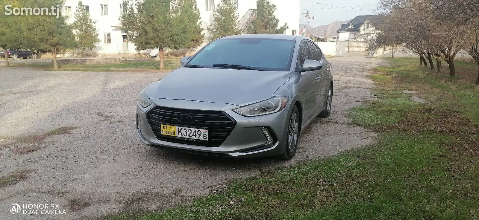 Hyundai Elantra, 2017-1