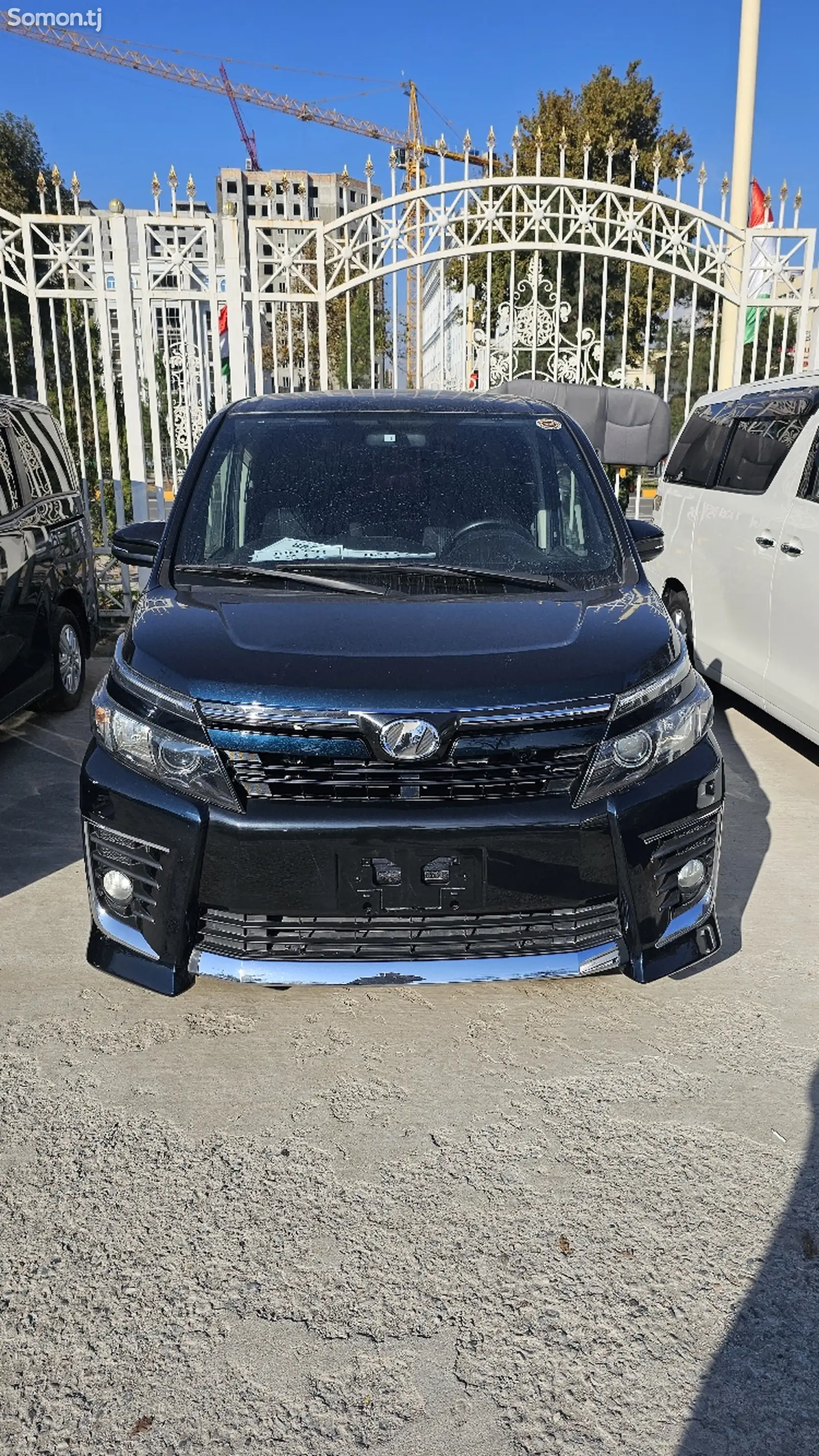 Toyota Voxy, 2014-1