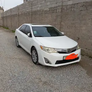 Toyota Camry, 2013