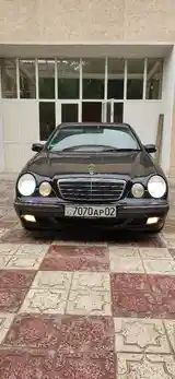 Mercedes-Benz E class, 2001-3