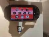 Игровая приставка PS Vita-3