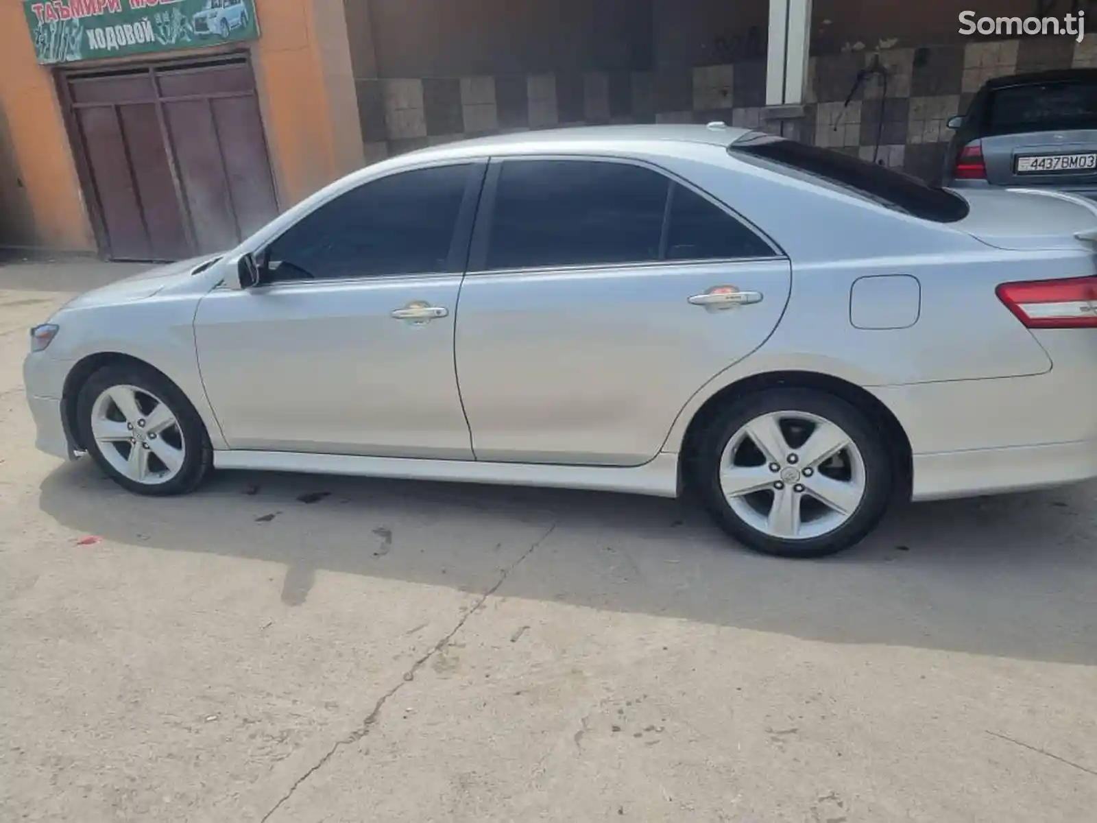 Toyota Camry, 2010-4