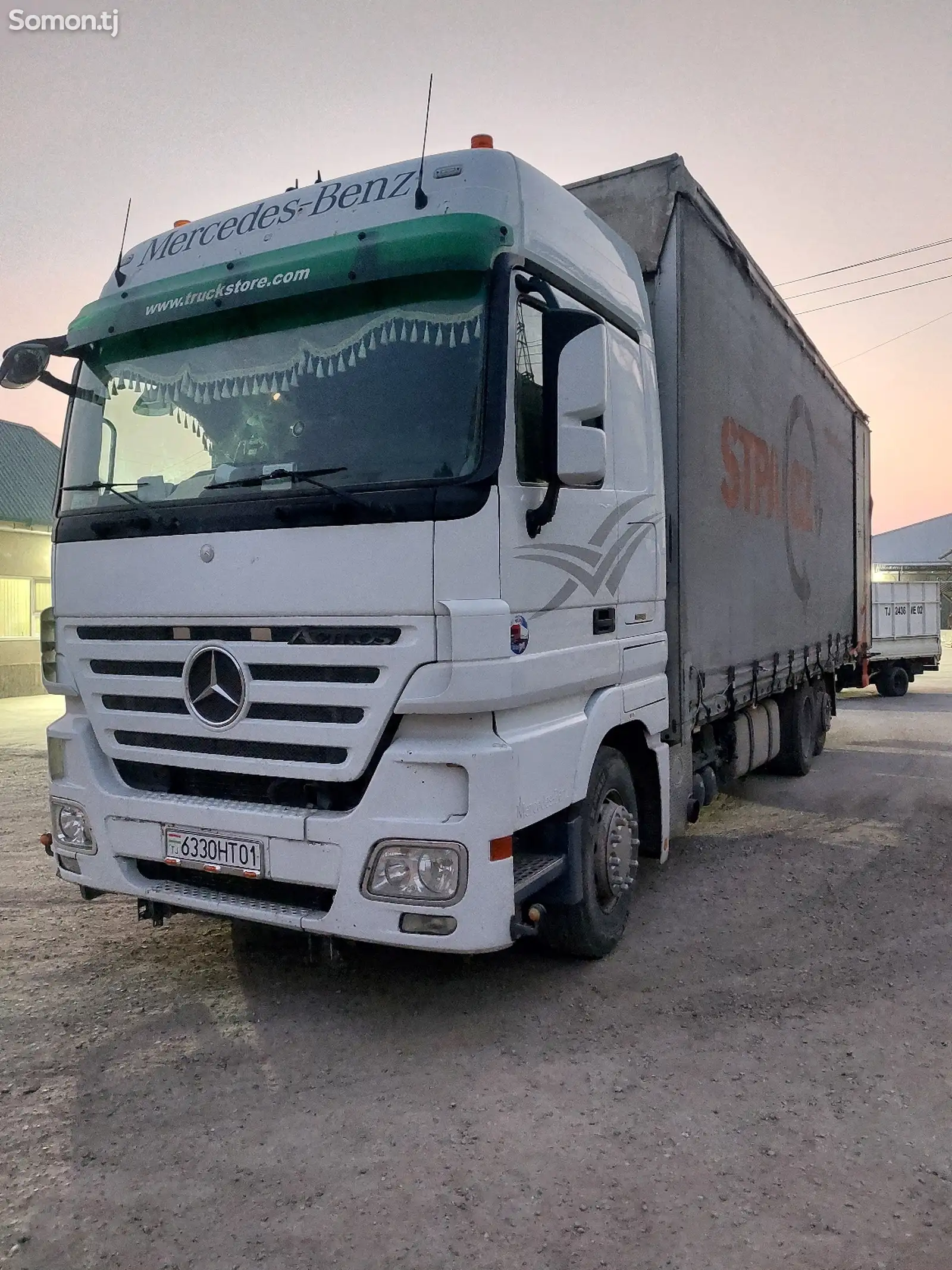 Бортовой грузовикMercedes-Benz Actros, 2008-1