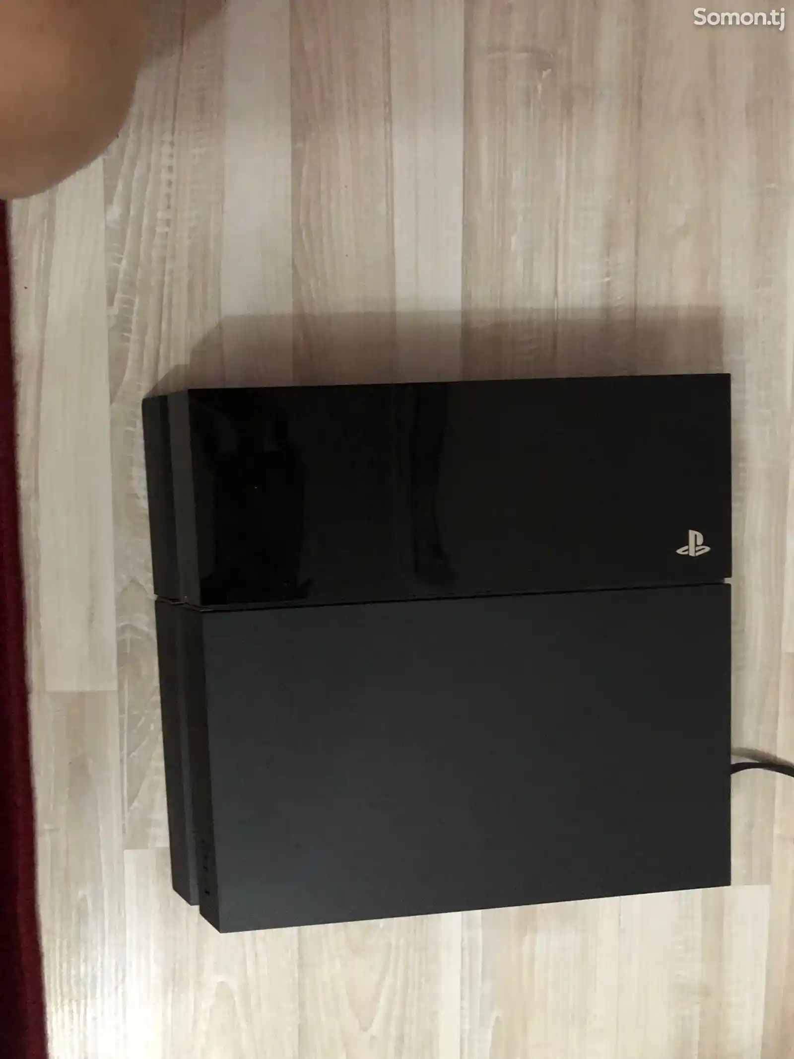 Игровая приставка Sony PS4-5