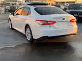 Toyota Camry, 2018-5