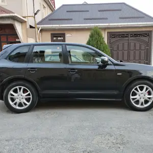 Porsche Cayenne, 2009