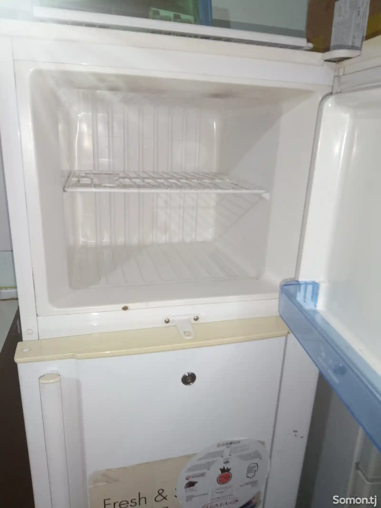 Холодильник 2х камерный Royal-1