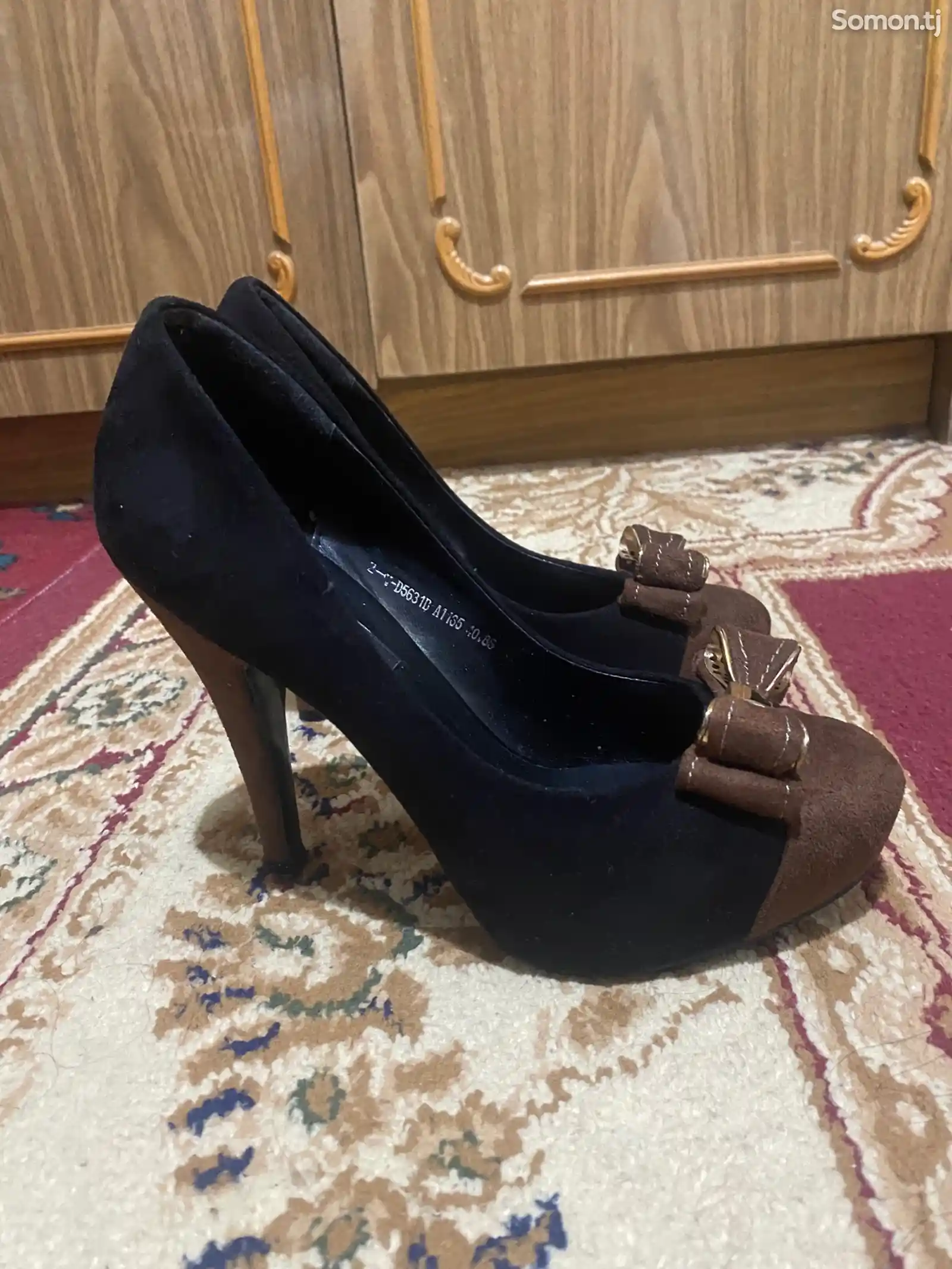 Женские замшевые туфли-2
