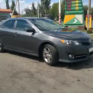 Toyota Camry, 2012