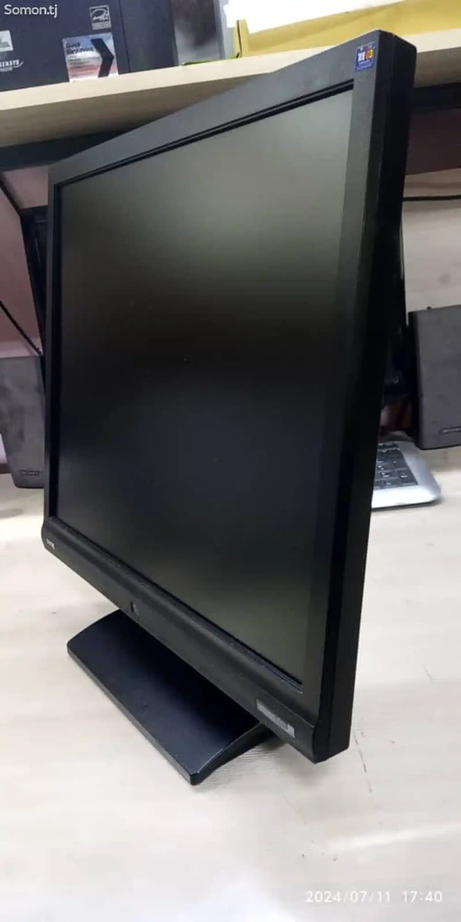 Монитор BENQ-2