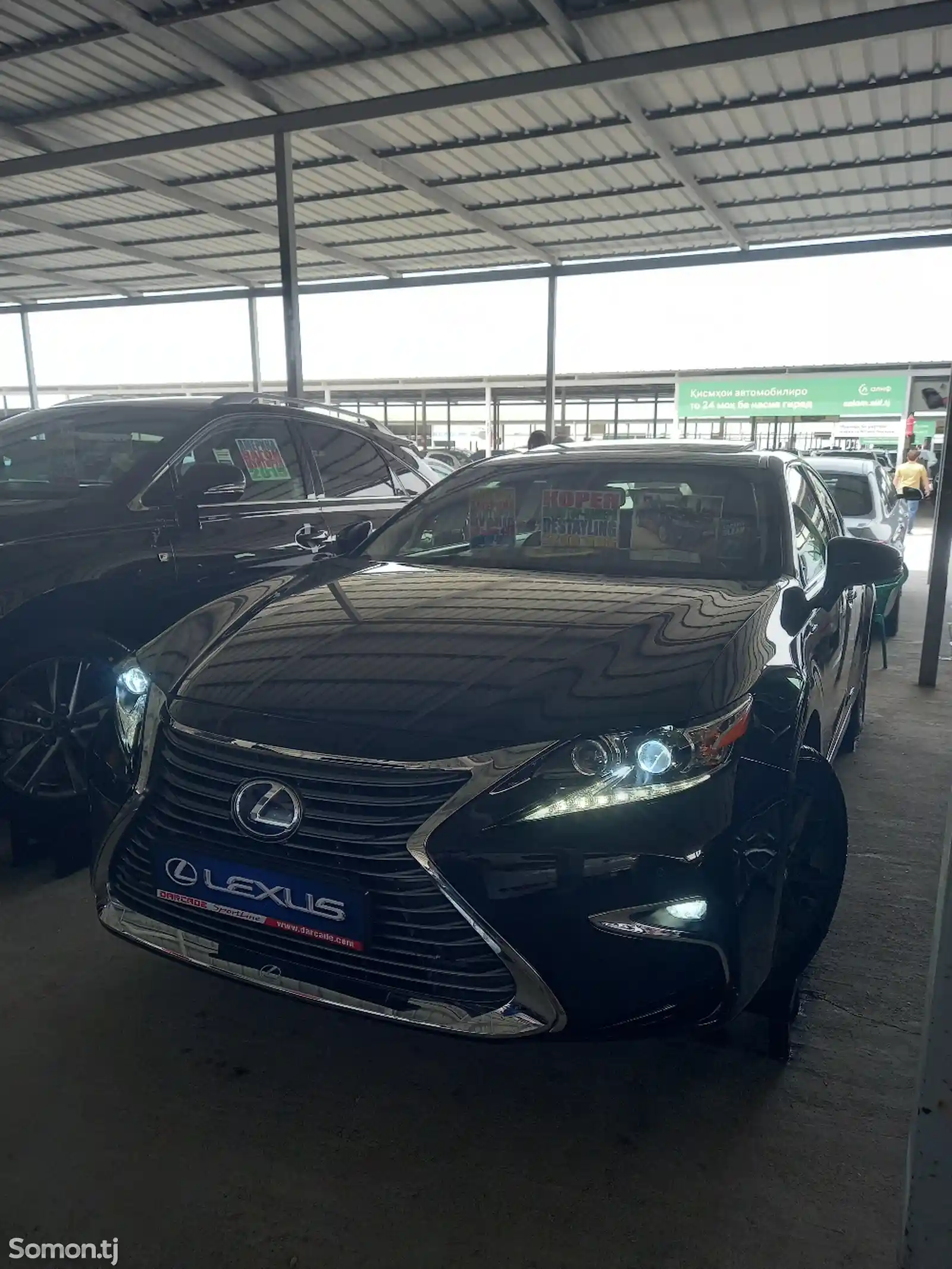 Lexus ES series, 2016-2