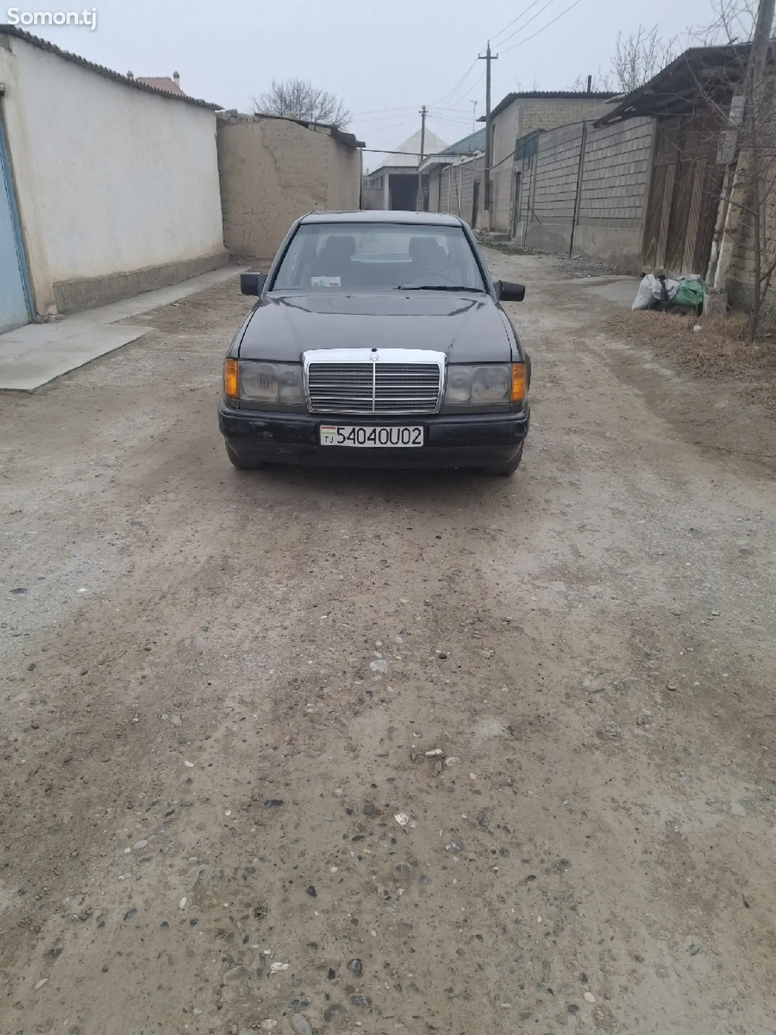 Mercedes-Benz W124, 1988-1