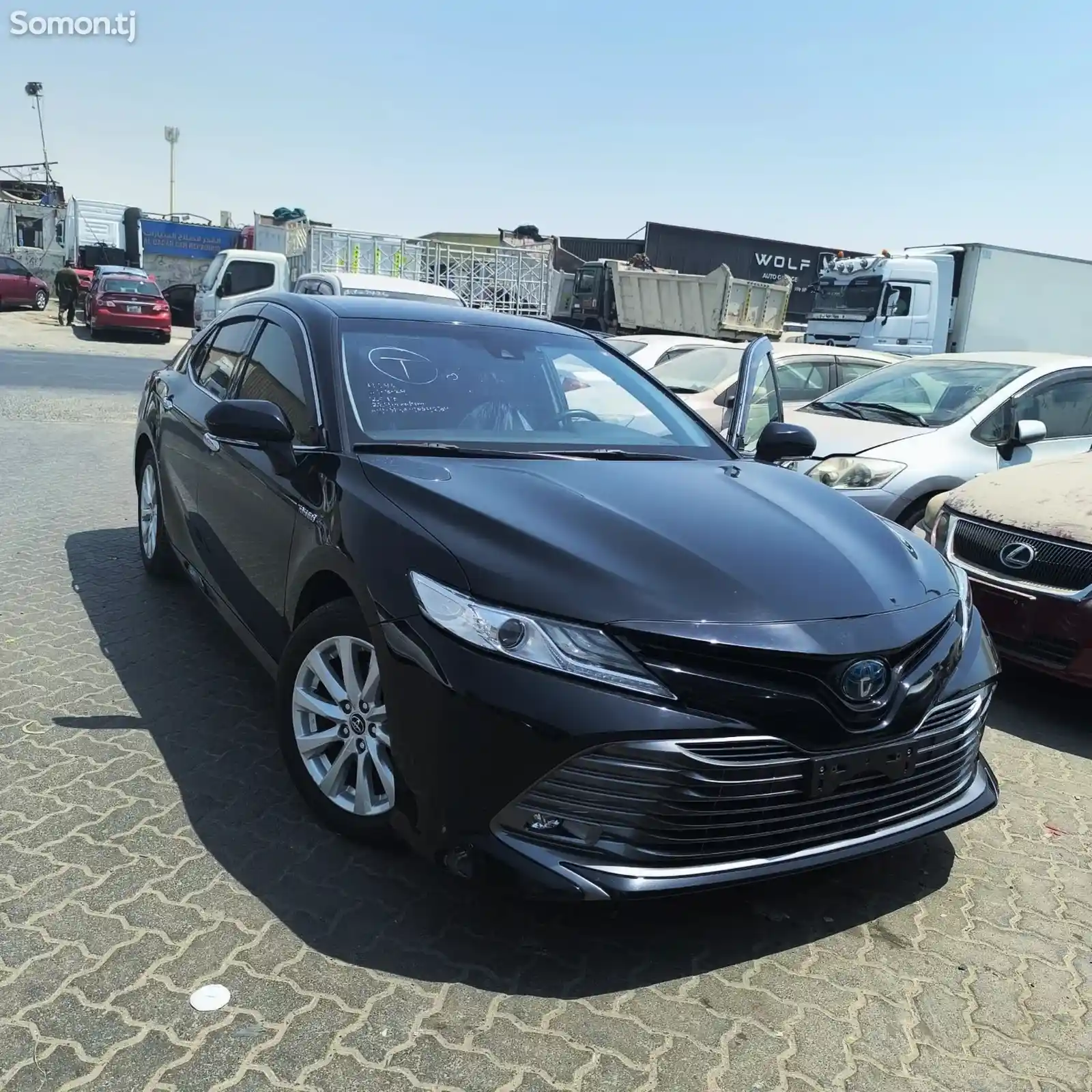 Toyota Camry, 2018-1