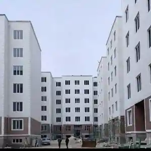 1-комн. квартира, 1 этаж, 45 м², 8мкр