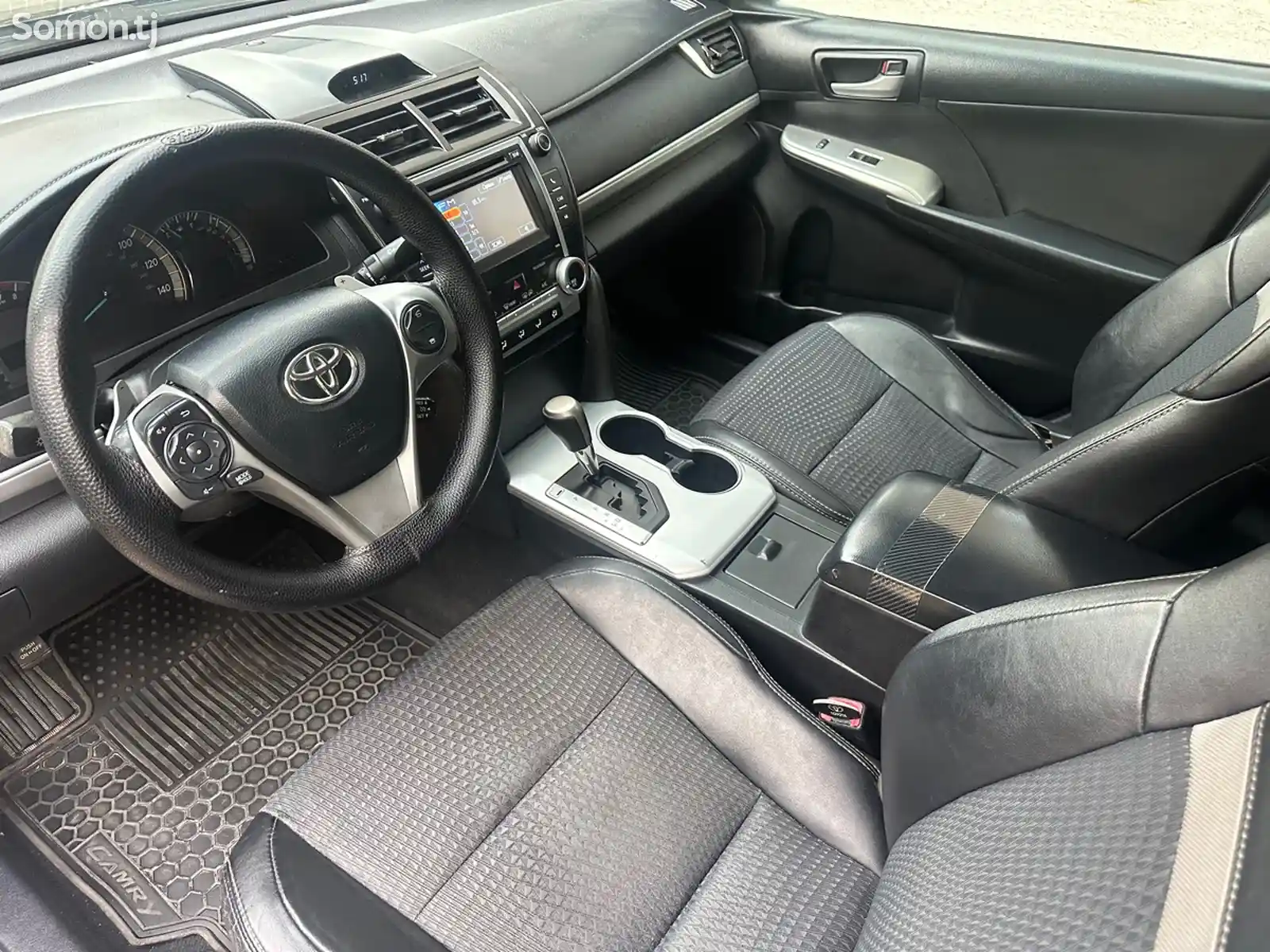 Toyota Camry, 2013-7