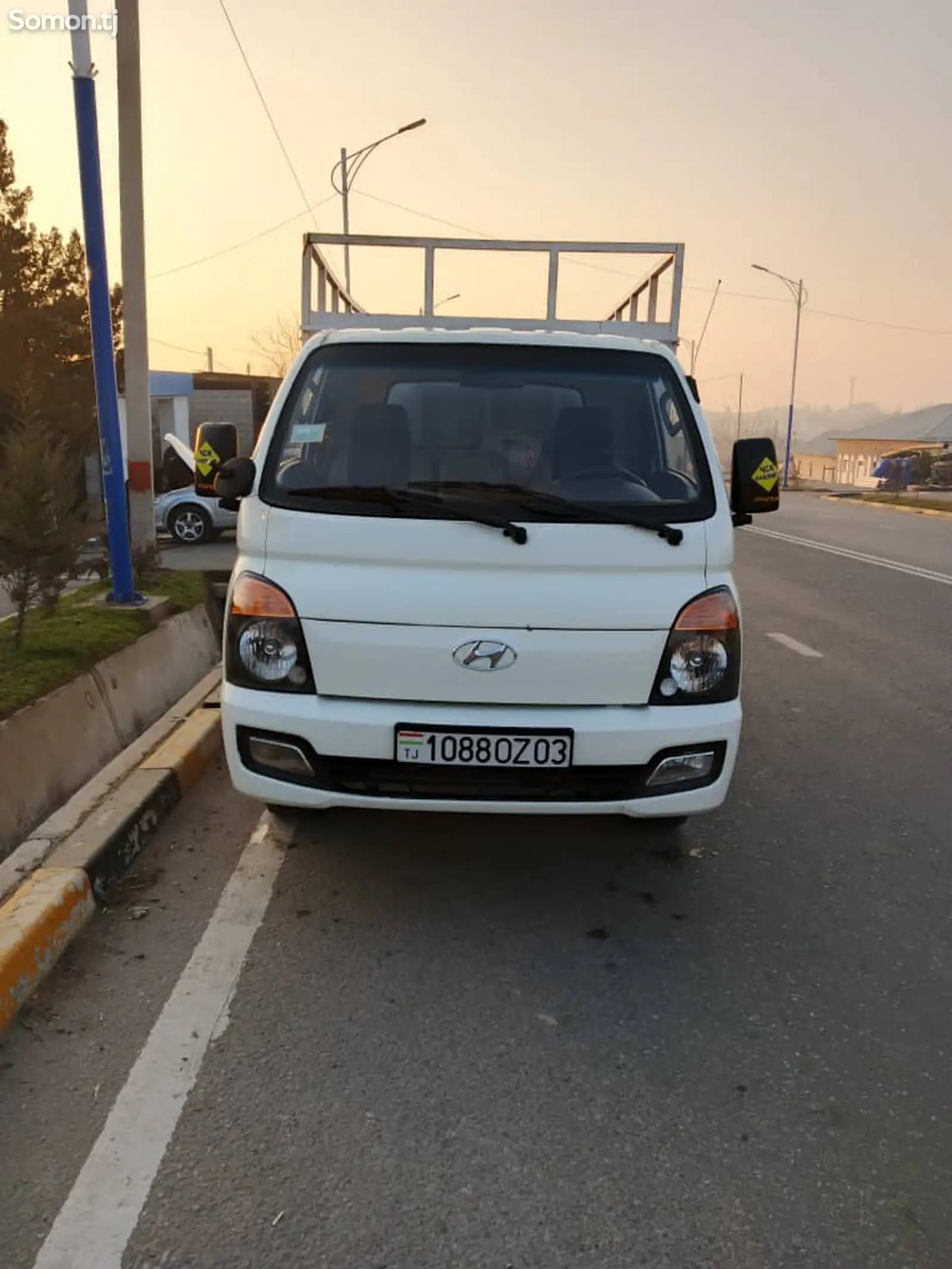 Бортовой автомобиль Hyundai Porter, 2007-1