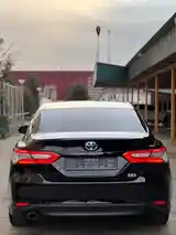 Toyota Camry, 2018-4