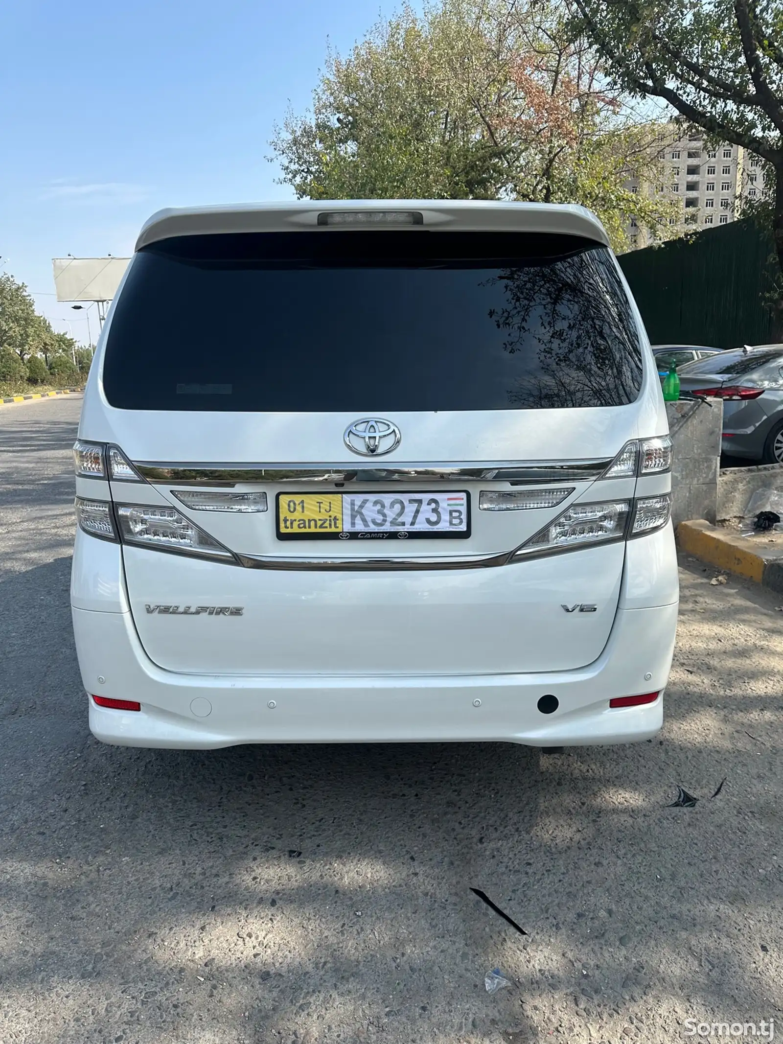 Toyota Vellfire, 2014-3