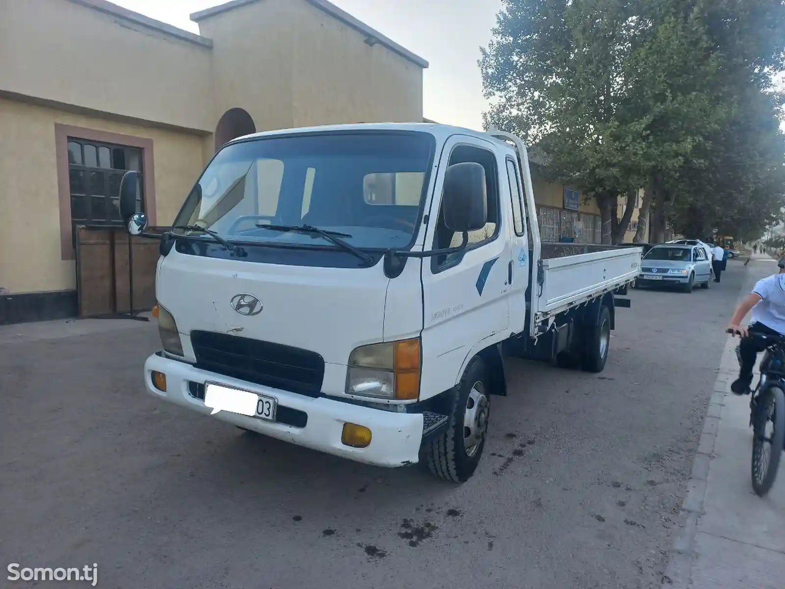 Бортовой автомобиль Hyundai mighty-4