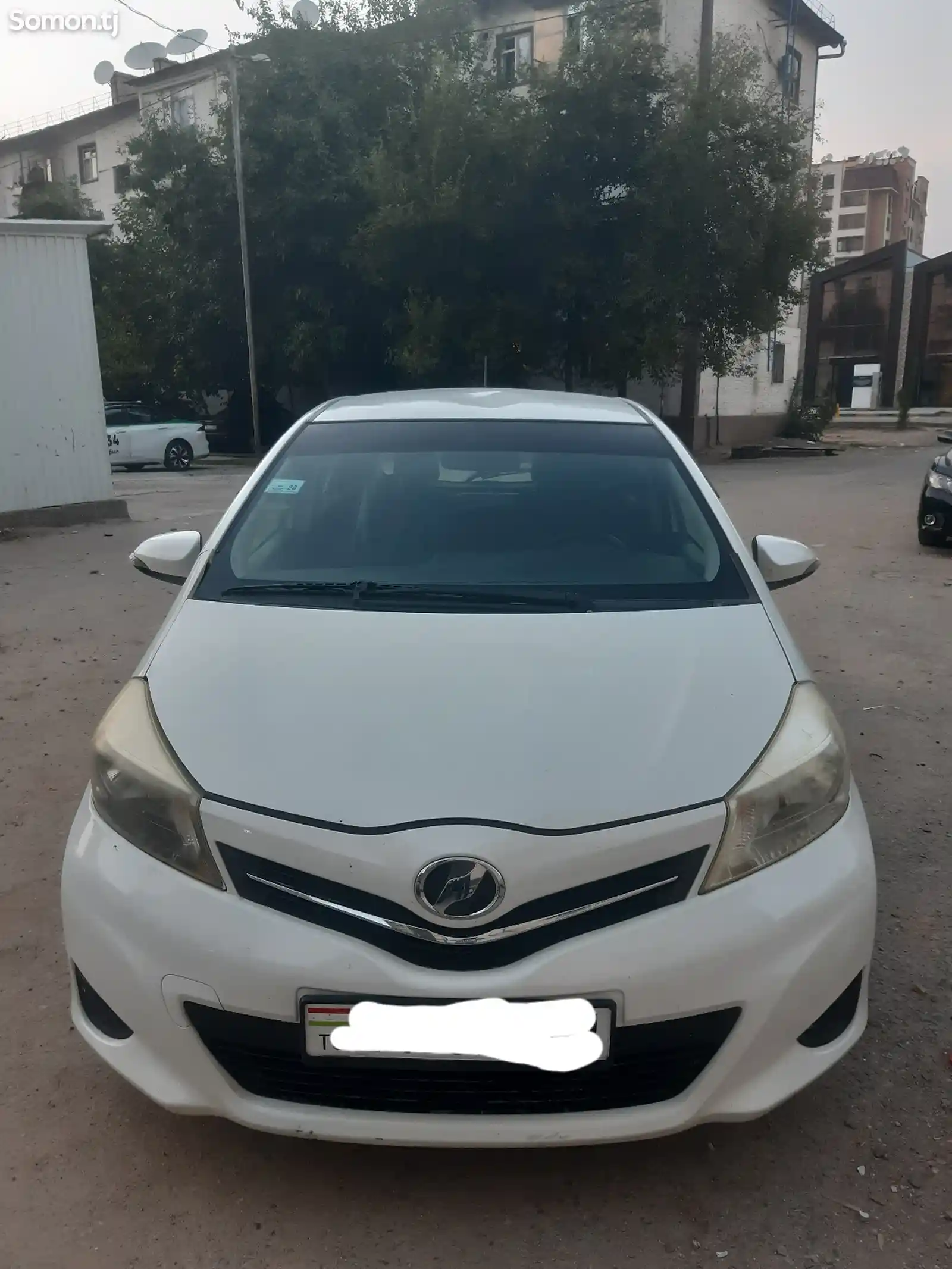 Toyota Vitz, 2011-1