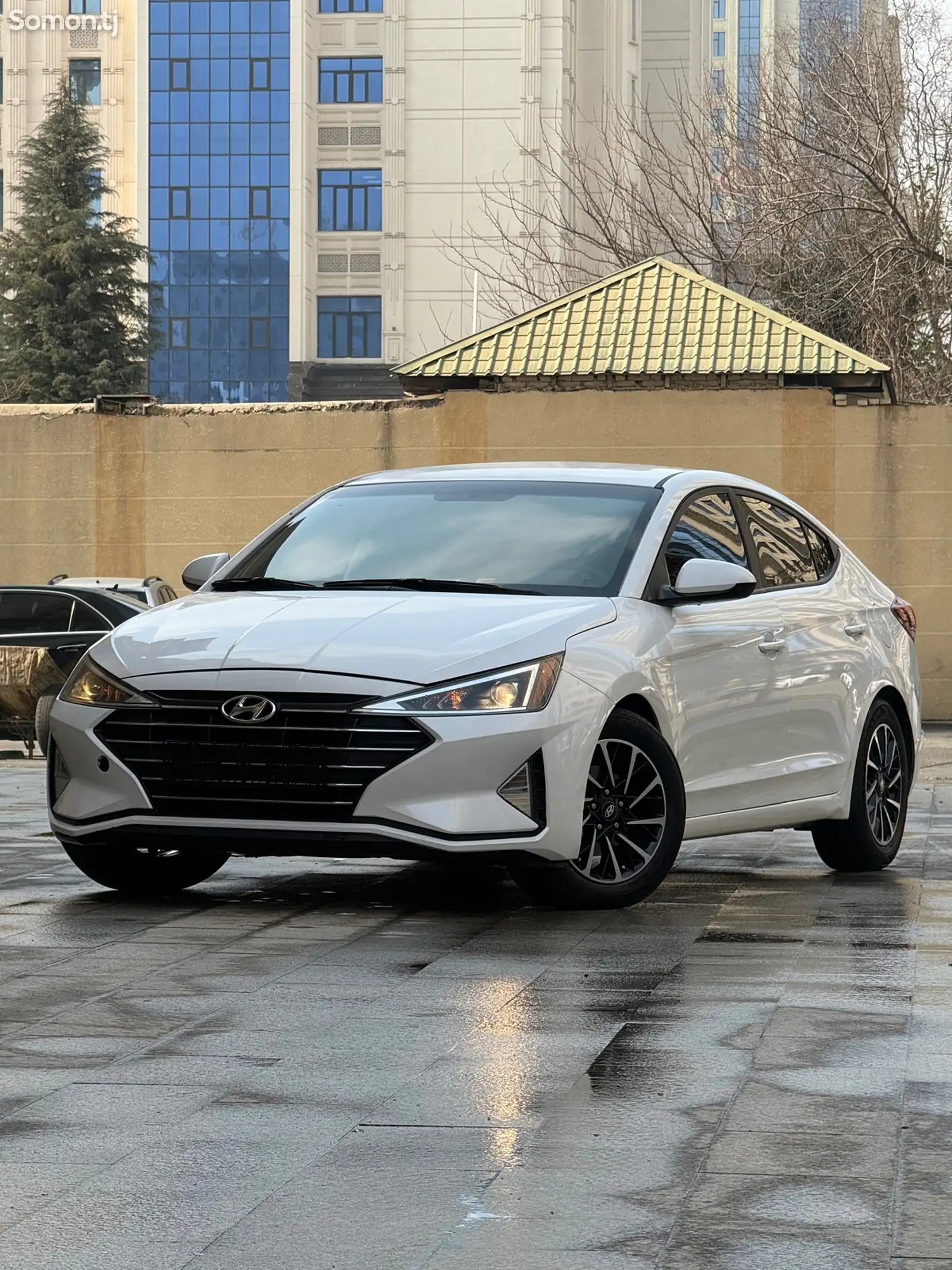 Hyundai Elantra, 2019-1