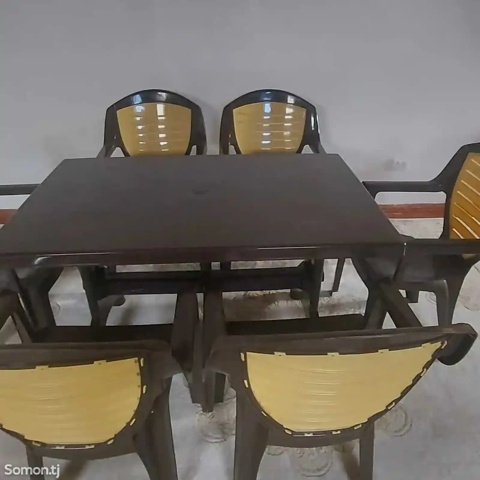 Стол и стулья 6 персон-5