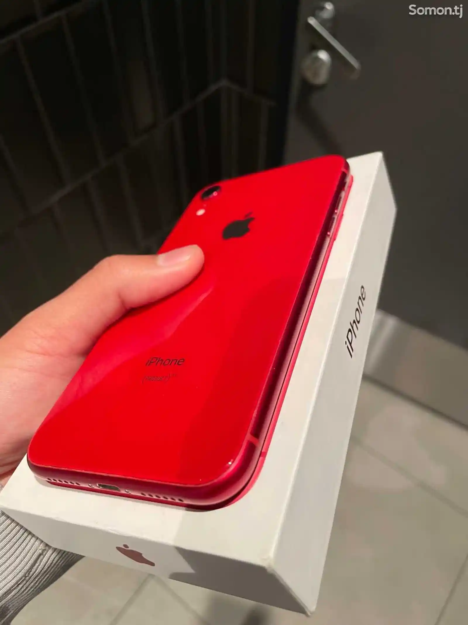 Apple iPhone Xr, 128 gb, Product Red-4