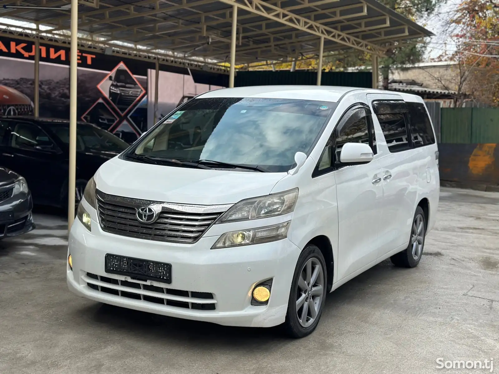 Toyota Vellfire, 2010-1