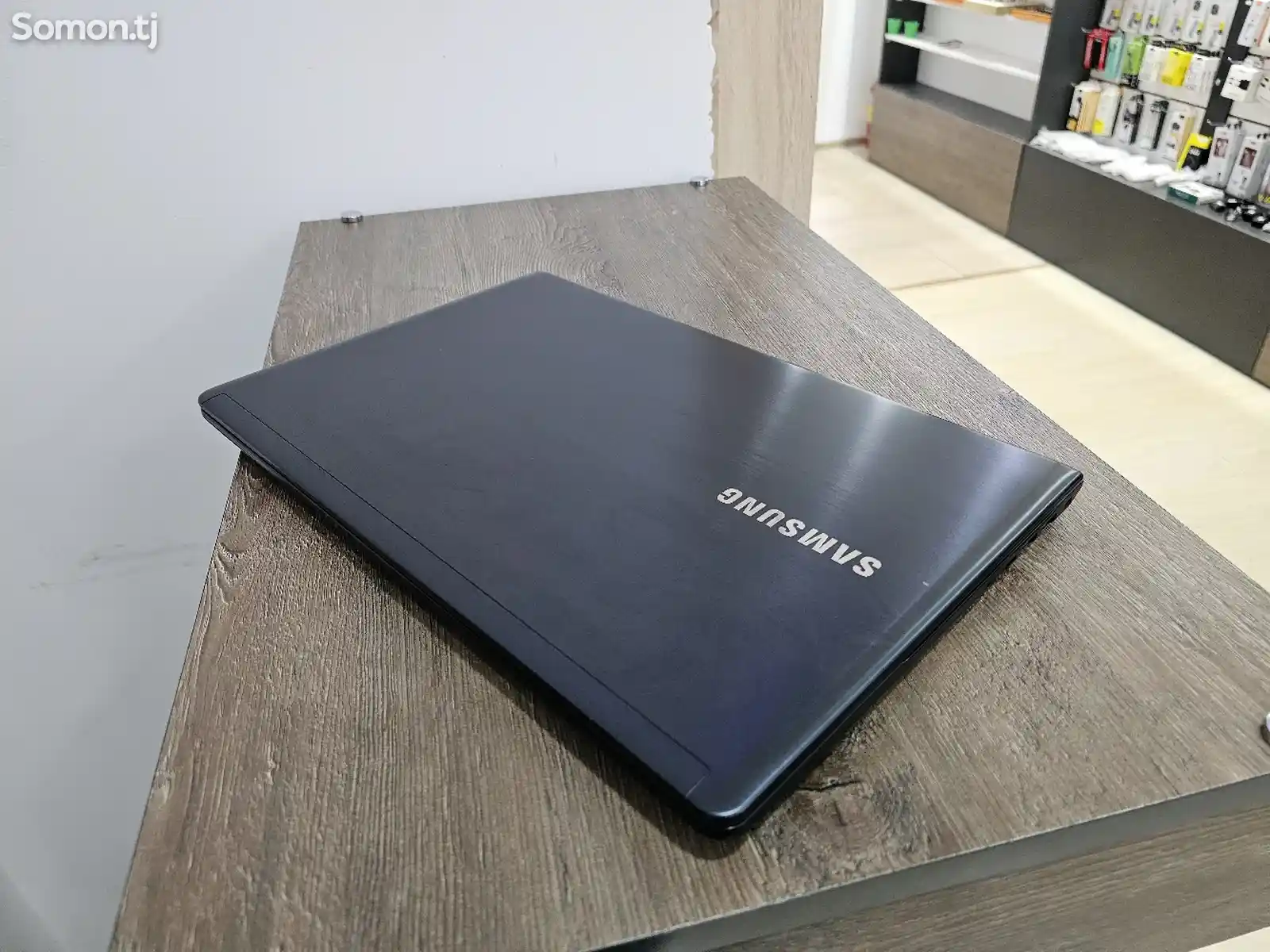 Ноутбук Samsung Core i7-3537U / 8GB / AMD Radeon 2GB / SSD 256GB-5