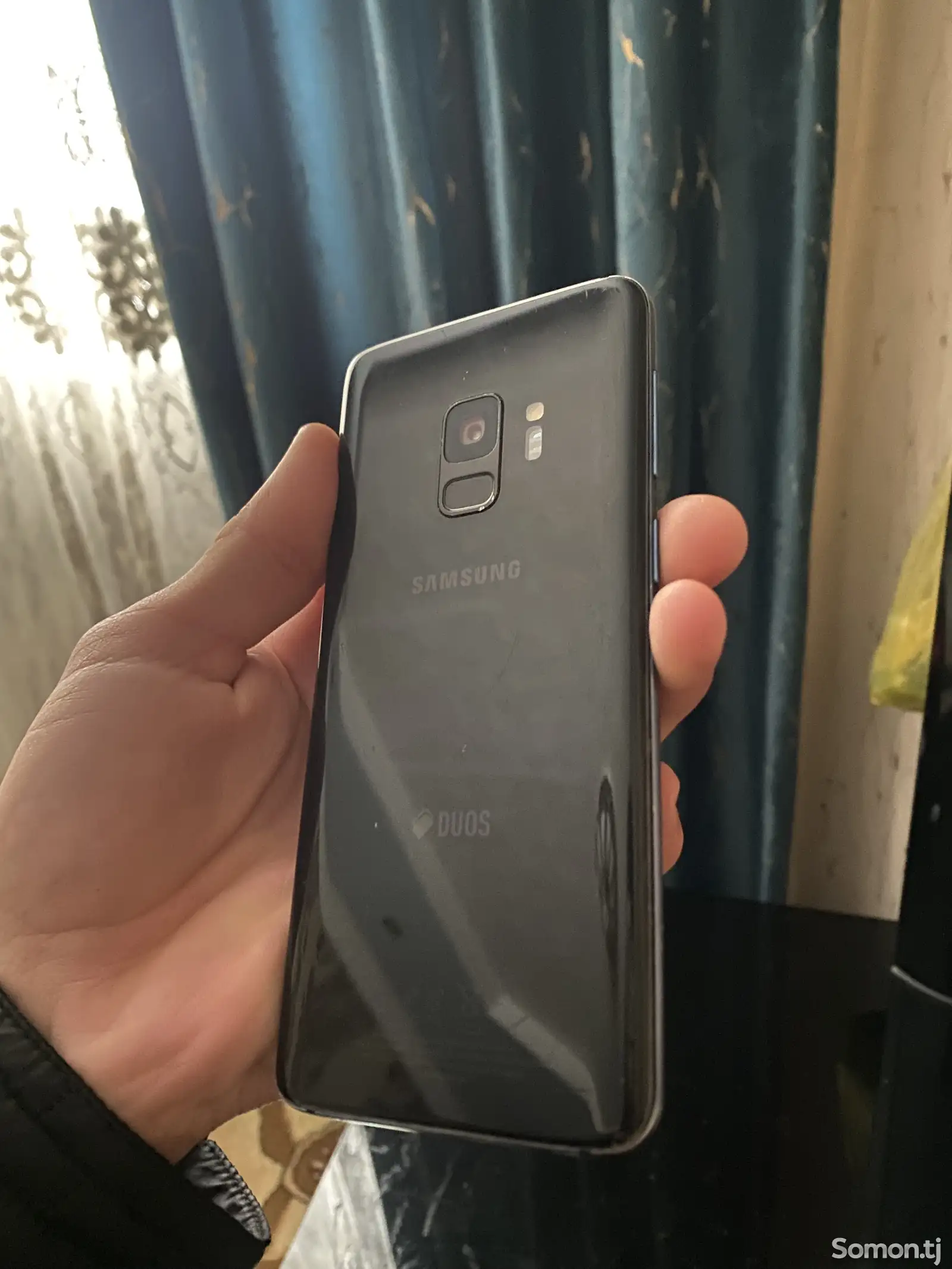 Samsung Galaxy S9-1