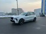 BMW X7, 2023-4