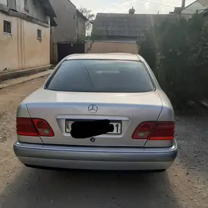 Mercedes-Benz E class, 1996