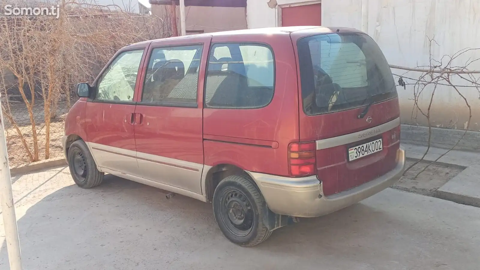 Nissan Serena, 1997